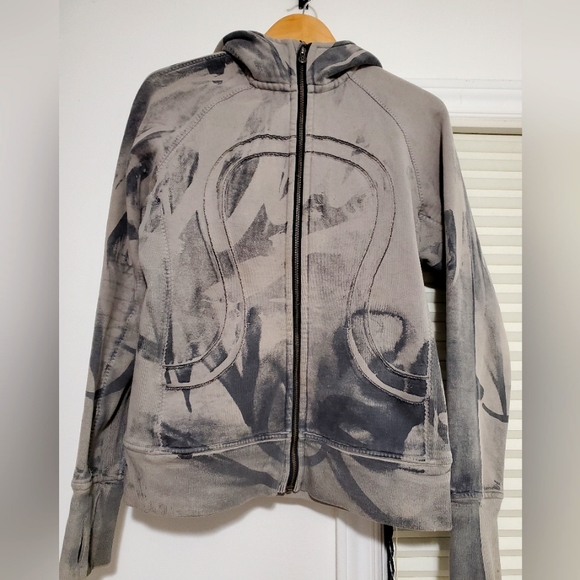 lululemon athletica Sweaters - Lululemon special edition scuba